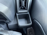 運転席側のドリンクホルダーです!
