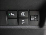 ◆障害物センサー◆車庫入れの時などに近くに障害物がある場合、障害物までの距離を音で知らせてくれます。