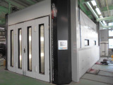 ★板金工場★最新の板金ブースを2機完備!小さなバンパーキズ修理から、事故の復元までお任せください!★