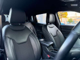 内装:車両の状態やシートのよれ等、お気付きの箇所がございましたらお写真にてお送り致しますのでお気軽にお申し付けくださいませ