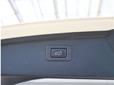 【車屋】として、長く車業界に従事した経験豊富なスタッフが在籍しております。