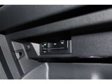 「ETC2.0対応車載器」  合流や渋滞、事故等の情報をリアルタイムで受信して、ディスカバープロへ即座に反映させたルートガイダンスを実現し、快適なドライブを楽しむことが出来ます!