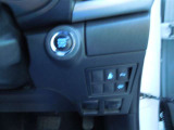 プリウスやアクアなどの人気車種に加え、軽やSUVなど多彩なラインナップを取り揃えております♪