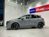 日産ディーラーならではの経験豊富な整備士が、お渡し前にきっちりと車検整備をさせていただいております。またお渡し後1ヶ月もしくは1000kmで、無料の点検整備を実施させていただきます。
