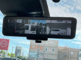 インテリジェントスマートルームミラーは、後席にゲストがの乗車時やお荷物などで後方確認ができない場合は後方確認専用カメラでくっきり!安心ですね!