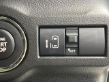 【パワースライドドア】スマートキーや運転席のスイッチでスライドドアの開閉が可能♪電動だから力を入れてドアを開ける必要が無く、小さいお子様でも、重い荷物を持っている時もラクに開け閉めできます♪