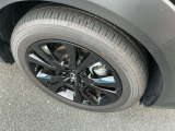アルミホイール装着☆足回りが引き締まって見えてカッコいいですね☆