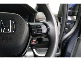 Hondaセンシングの機能のひとつ、アダプティブクルーズコントロール付!アクセルから足を離しても設定したスピードと前車との車間を保ち走行してくれます!車線維持もアシスト☆高速道路で疲労軽減ですね☆