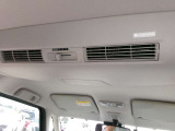 車内全体に快適な風を送り込みます☆ナノイー付きで除菌消臭機能も付いてます