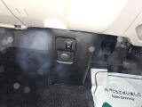 全方位カメラ☆ナビ☆オートライト☆シートヒーター☆キーレスエントリー☆ブレサポ☆CD再生☆DVD再生☆禁煙車☆ワンオーナー