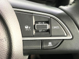 【クルーズコントロール】高速道路もラクラク走行。アクセルを離しても一定速度で走行ができ、長距離運転時の負担を軽減!加速・減速も簡単なスイッチ操作で調整できます。