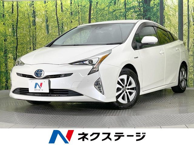 トヨタ プリウス 