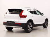 2027年モデル 試乗車 XC40 ウルトラB3 Googleナビ ETC フロントパワーシート 電動テールゲート 純正18インチアルミホイールが入荷しました♪