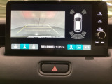 バックでの車庫入れも安心です! リアカメラが付いているバックモニター付のナビを装備しております。バンパーについているソナーや、操作線もついており距離感も画面から確認できます。