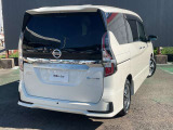 セレナ 1.2 e-POWER ハイウェイスターV 