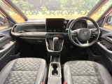 ヴォクシー 1.8 ハイブリッド S-Z 