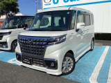 綺麗なホワイトのフレアワゴンカスタムスタイルです。