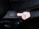 サイドカーテンエアバックは側面衝突時、運転席・助手席のサイドに配置されたエアバックが膨らみ乗員を保護します。前から横から守られるので安心です。
