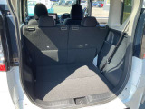荷室スペース 後部座席を前方にスライドした状態です。