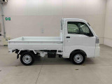 軽自動車、小型車を中心に常時300台展示車を御用意させて頂いております