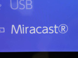 Miracast内蔵です。アンドロイドスマホをお持ちの方は、Bluetooth接続にてスマホ内の画像や動画、音楽などを映し出すことが出来ます。一部、使用できない機種もあります。