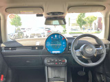 あらかじめ車両本体価格の一部を、据置価格として最終回のお支払い分に設定。月々のお支払いをお手ごろに設定いただけるバリューローンプログラムがご利用いただけます。支払回数は24・36・48・60回から選べます。