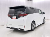 沢山乗れるのがこの車の魅力!2台で移動しないと・・・なんて時もこの車なら1台で!大活躍です♪