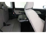 ■車内クリーニング■専門スタッフが見えないところまで徹底洗浄!車内のニオイもリフレッシュ!目に見えないところまで美しくがモットーです。だから、当店の中古車は内装にも自信があります!