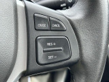 [クルーズコントロール]走行時、スイッチ一つで設定速度(約45km?100km/h)を自動的に維持し、アクセルを踏み続けなくても高速走行時や長距離ドライブを快適にサポート☆