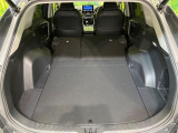 【パワーバックドア】スマートキーや運転席のボタンを押すだけでリアゲートが自動で開閉します!荷物を持っている時や、高い位置にあるバックドアを閉める際に便利な機能です♪