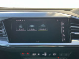 MMIナビゲーション搭載 地図データ最新版にアップデート後ご納車させていただきますのでご安心くださいませ。