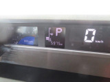 様々な運転情報を見やすく表示。