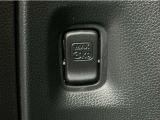 豊富に在庫を取り揃えています!軽自動車からミニバン、セダン、SUV、話題のハイブリッド車など続々入荷しております!