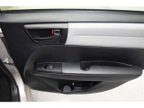 トヨタ認定中古車保証付!(1年間、距離無制限 HV車はHV保証付) 別途延長保証もご用意しております♪ ぜひ現車を確認にご来店ください