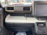 届出済 未使用車は新車の香りがします!中古車のようにタバコ臭い心配がありません。