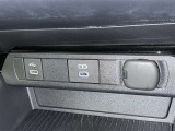 シガーソケット用の充電器が使用可能です!