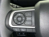 ステアリングスイッチ装備!運転しながら手元でオーディオの操作などができます。