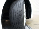 タイヤサイズは215/45R17となっております☆