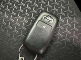 キーを取り出さずにドアを施錠&解錠。クルマの始動も可能です。