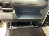 認定中古車はご購入から1年間・距離無制限の保証付き!(年式により6ケ月・距離無制限となります)