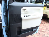 もちろん、自動車保険のお取り扱いも御座います。保険専任のスタッフも在籍しておりますのでお気軽にご相談下さい。