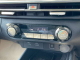 ☆ 【オートエアコン】 一度お好みの温度に設定すれば、車内の温度を検知し風量や温度を自動で調整。暑い&hellip;寒い&hellip;と何度もスイッチ操作をする必要はありません。快適な車内空間には必須の機能です☆
