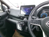 操作しやすい運転席廻り!操作パネルも使いやすい!!ドライブが楽しくなりますっ