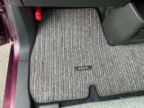 純正フロアマット