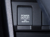 アクセサリーソケット機能付きです。消費電力120W(10A)以下のアクセサリーに、直流12Vの電源を供給します。