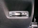 ETCが付いてます。ETC搭載車しか通過できないスマートICが利用できるようになりますよ!現在スマートICの設置箇所も増えてきているので、高速道路利用の幅が広がりますね☆