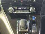 ◆エアコン◆温度の設定をしてAUTOボタンを押すだけ簡単。