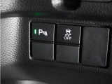 ◆パーキングセンサーシステム◆車庫入れの時などに近くに障害物がある場合、障害物までの距離を音で知らせてくれます。