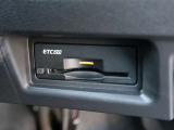 『ETC』 なら高速道路をスイスイと通過!!クルマは料金所をノンストップで通過することができます!