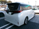 走りにこだわりながら収納力も持ち合わせたお車です。荷物を載せて軽快なドライブを楽しめますよ♪